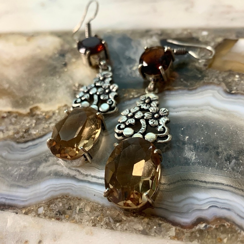 2360 Floral Silver and Brown Drop Earrings
